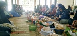 Tradisi Muludan di Karangrejek Didominasi Emak - emak 